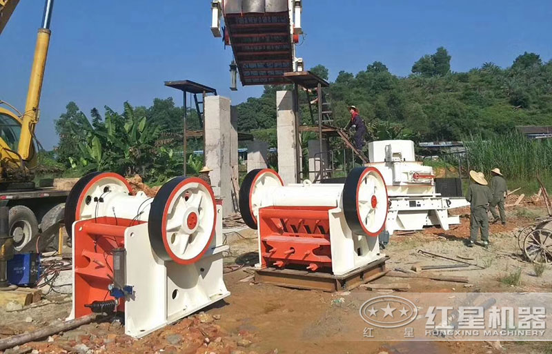 設備安裝、調(diào)試現(xiàn)場